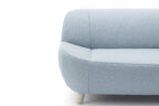 Schickes Sofa mit hochwertigem Stoffbezug