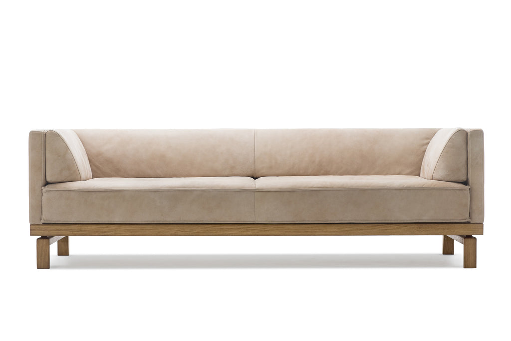 ARCO Designer Relax Sofa von EXTRAFORM ohne Rückenkissen in Frontansicht