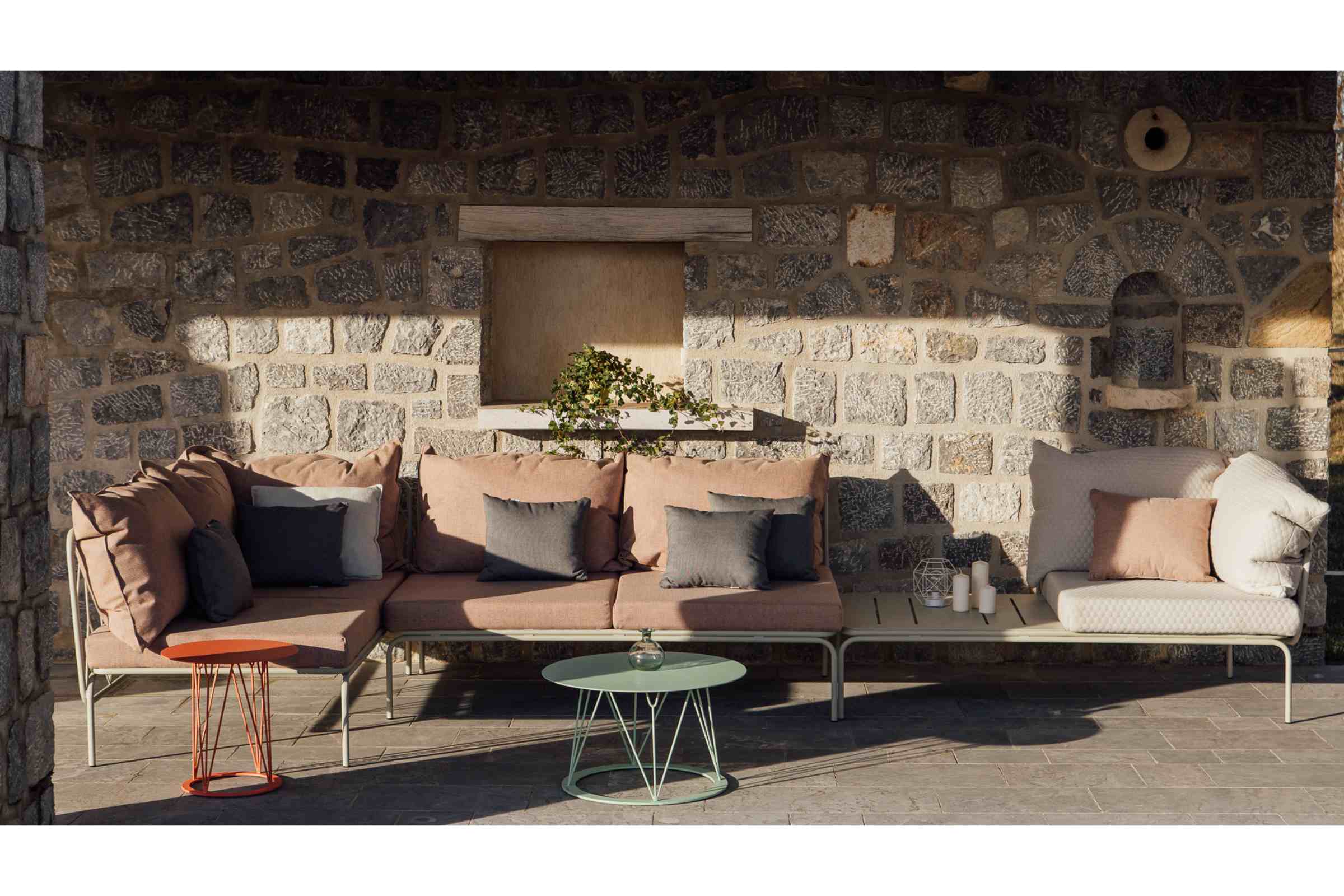 ATAMAN Designer Modulares Gartensofa-Eckelement mit Couchtisch (links/rechts)