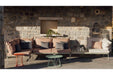 Modulsofa-Eckelement als Teil eines modernen Gartensets