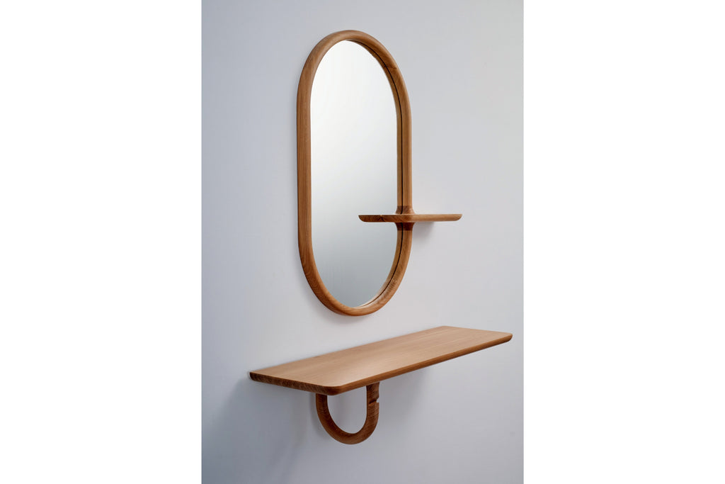 Seitenansicht des Designer-Wandregals mit Spiegel