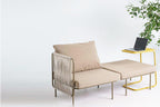 Gartensofa-Pouf von GARDA neben Sessel als flexible Ablage und Liegefläche