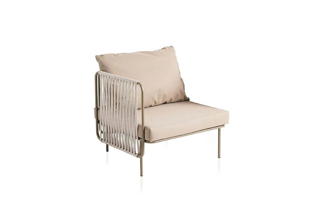 Gartensofa-Eckelement von GARDA mit beigen Polstern und Seilbespannung