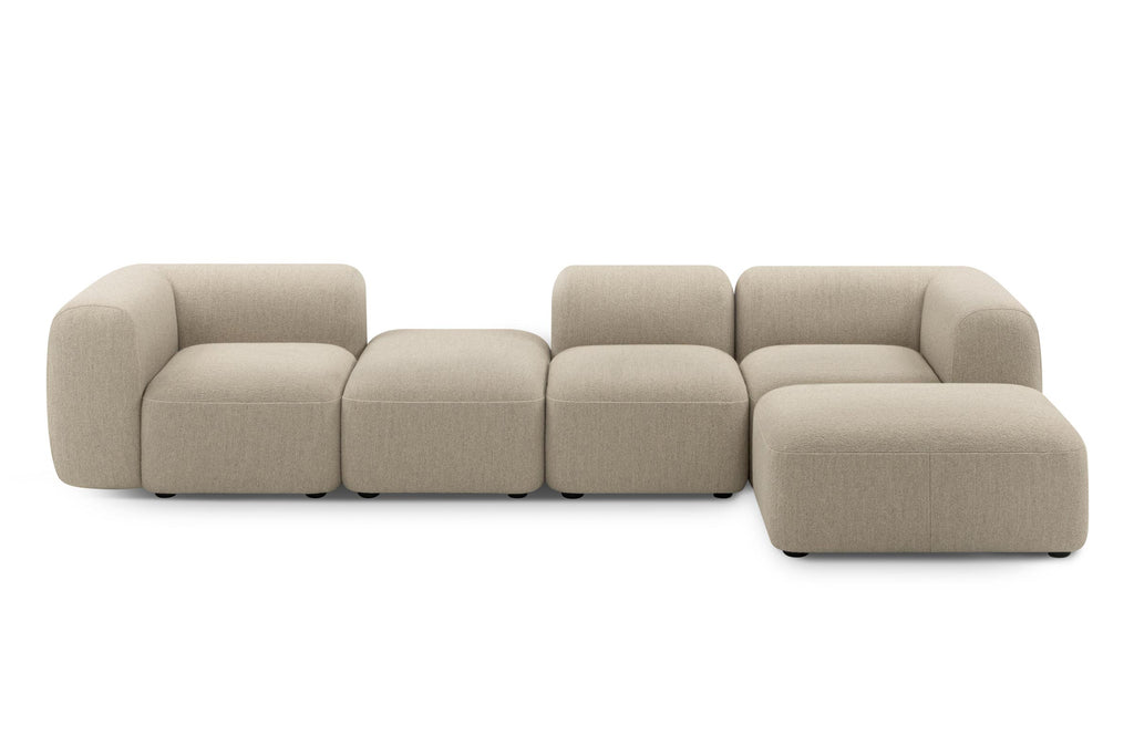 Sofa mit Chaiselongue und flexibler Modulaufteilung