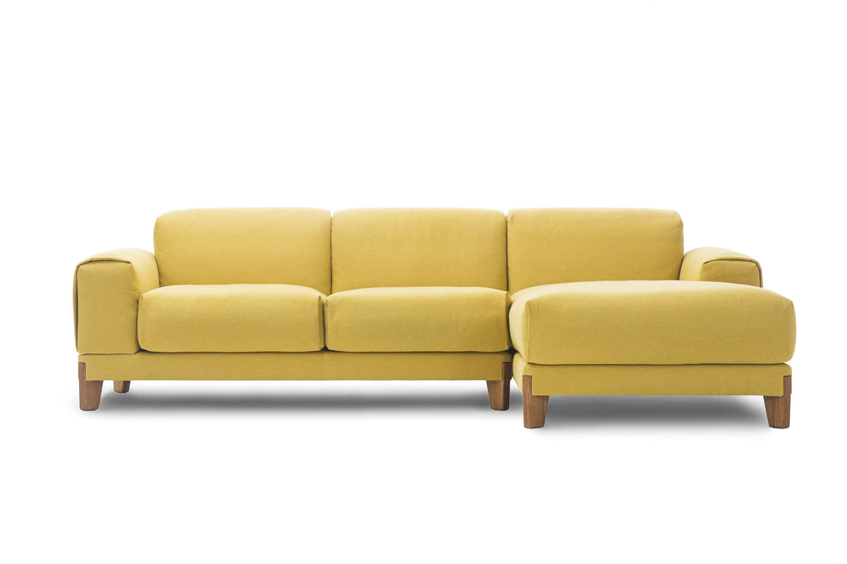 Mit Chaiselongue in Frontansicht