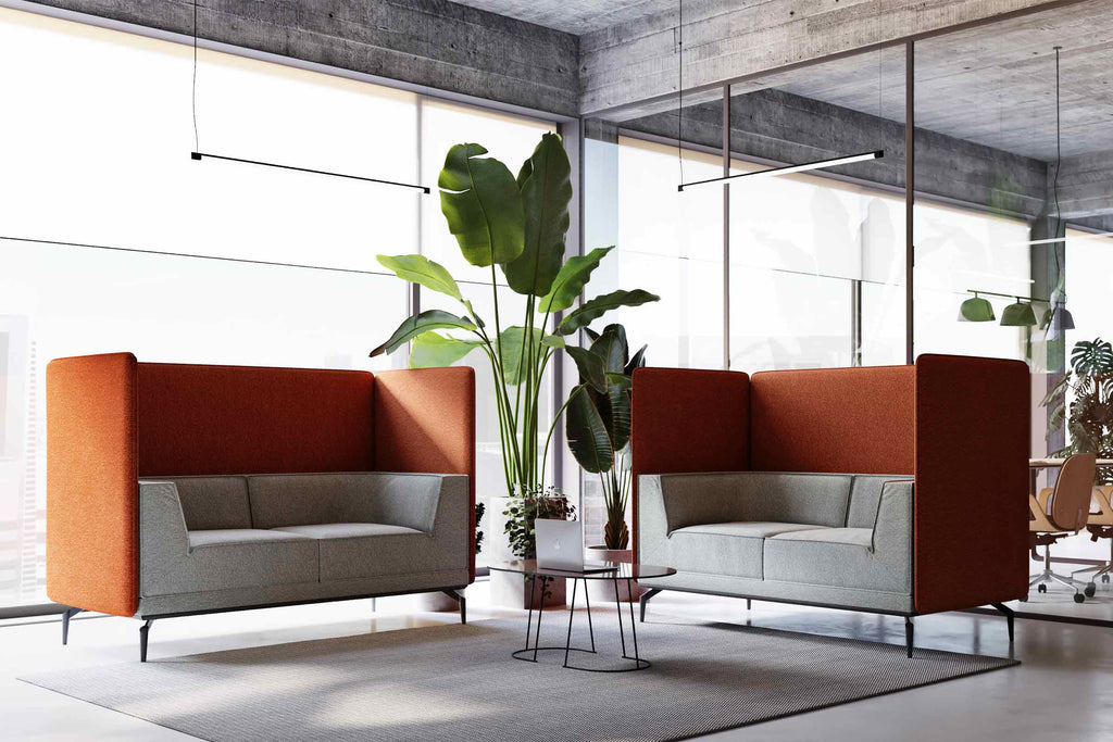 Designer 2-Sitzer Sofas von EXTRAFORM im modernen Büro