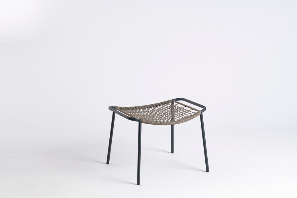 KAPUA Designer Garten-Barhocker von GARDA, Seitenansicht