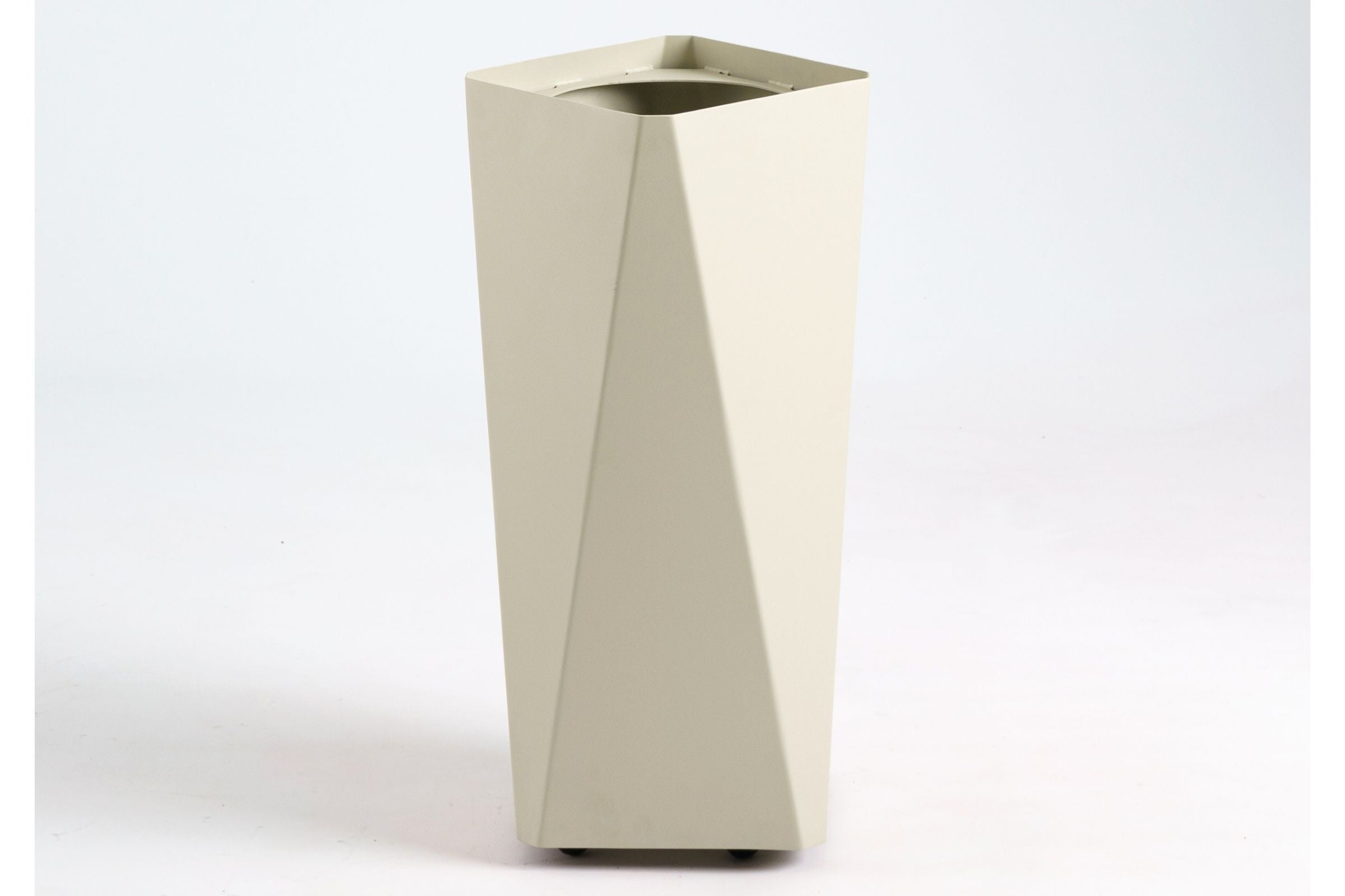 KINO Designer Gartenpflanztopf S von GARDA auf Rollen