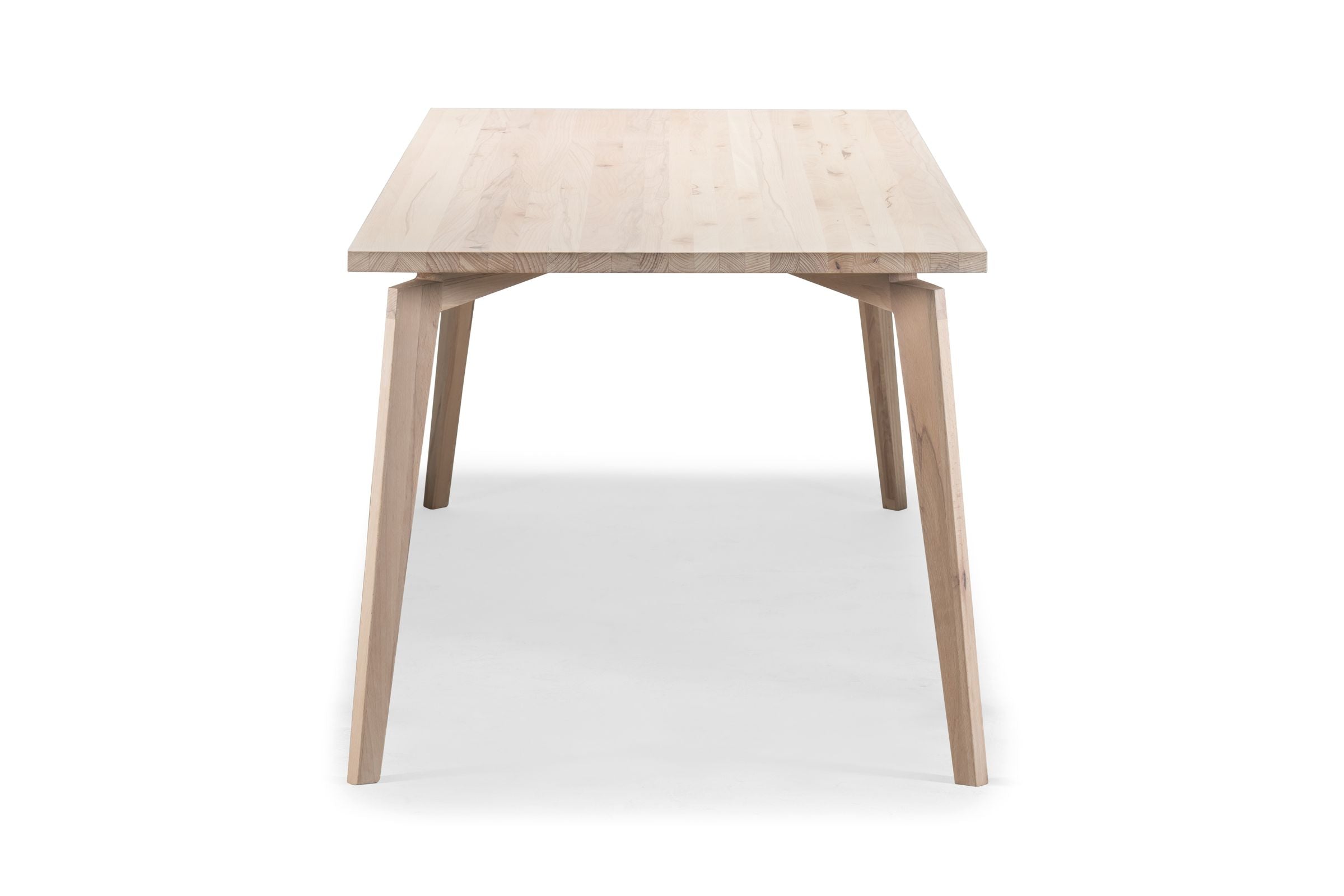 Eleganter Esstisch mit schlichten Beinen - Seitenansicht