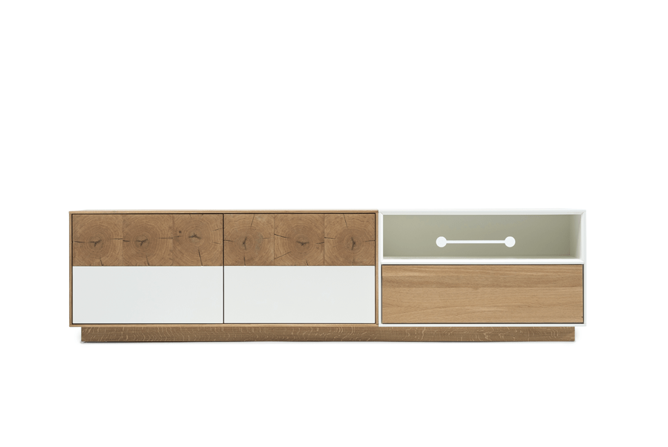 LOTTE Massivholz TV Lowboard mit 3 Sektionen - SOLIDMADE | Design Furniture