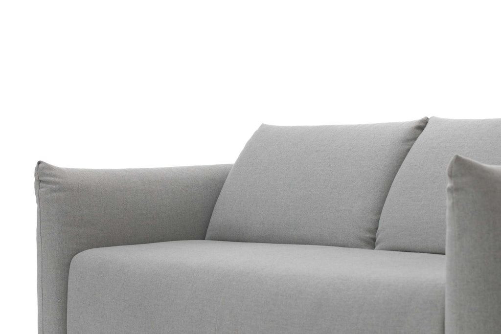 LUNA Designer 2-Sitzer Schlafsofa Detailansicht von Sitzfläche und Rückenpolstern