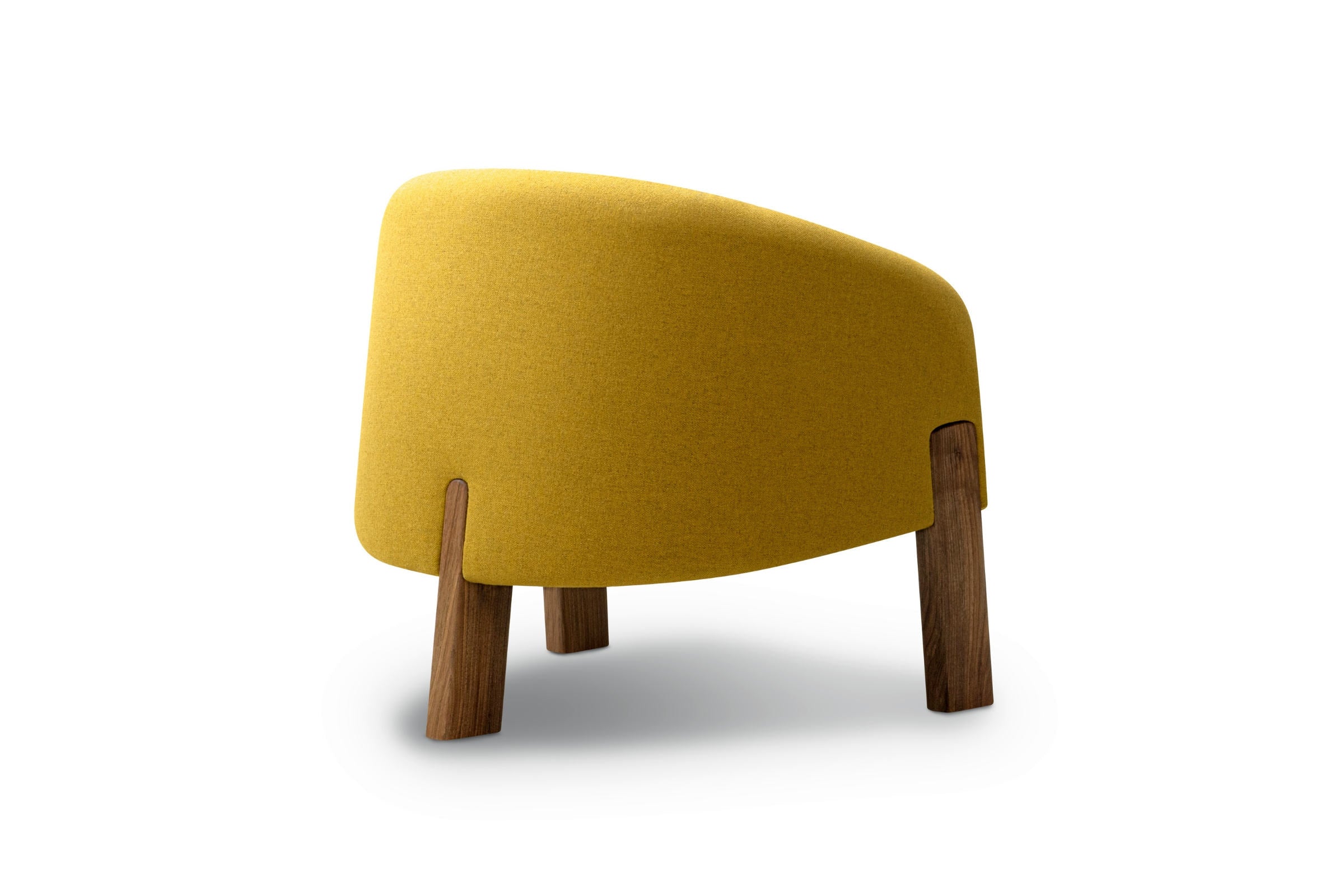 Sessel in Gelb mit Beinen aus dunklem Nussbaumholz - Rückansicht