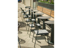 NERO Gartenstuhl von C by GARDA auf moderner Restaurantterrasse