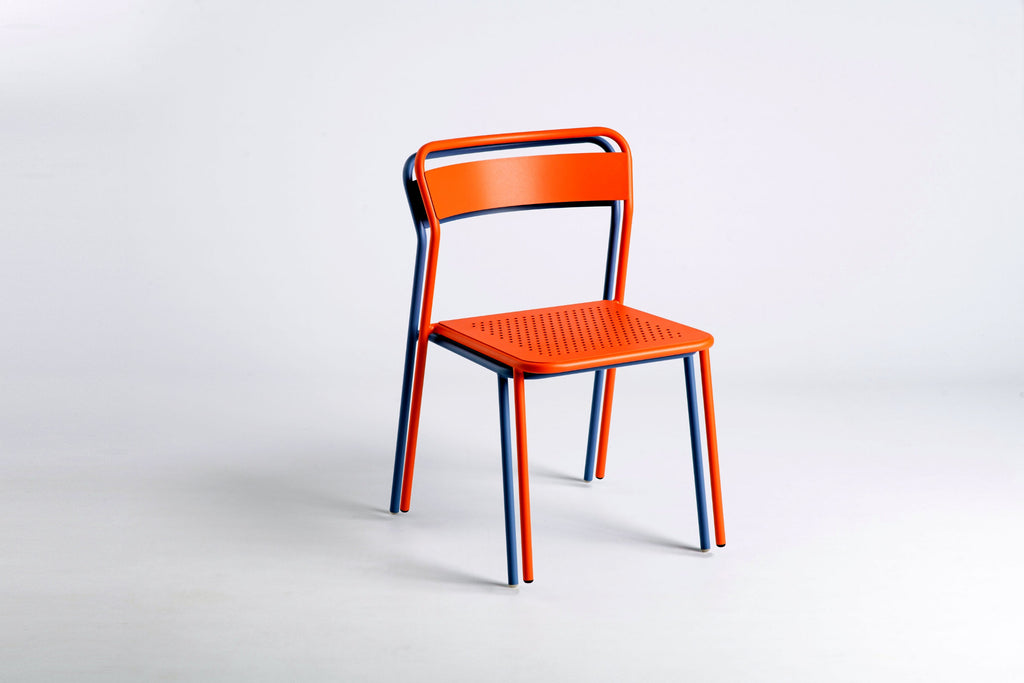Stapelbarer Outdoor Stuhl
