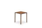 NINAS Designer Couchtisch aus Nussbaumholz mit detailreicher Verarbeitung und minimalistischer Silhouette