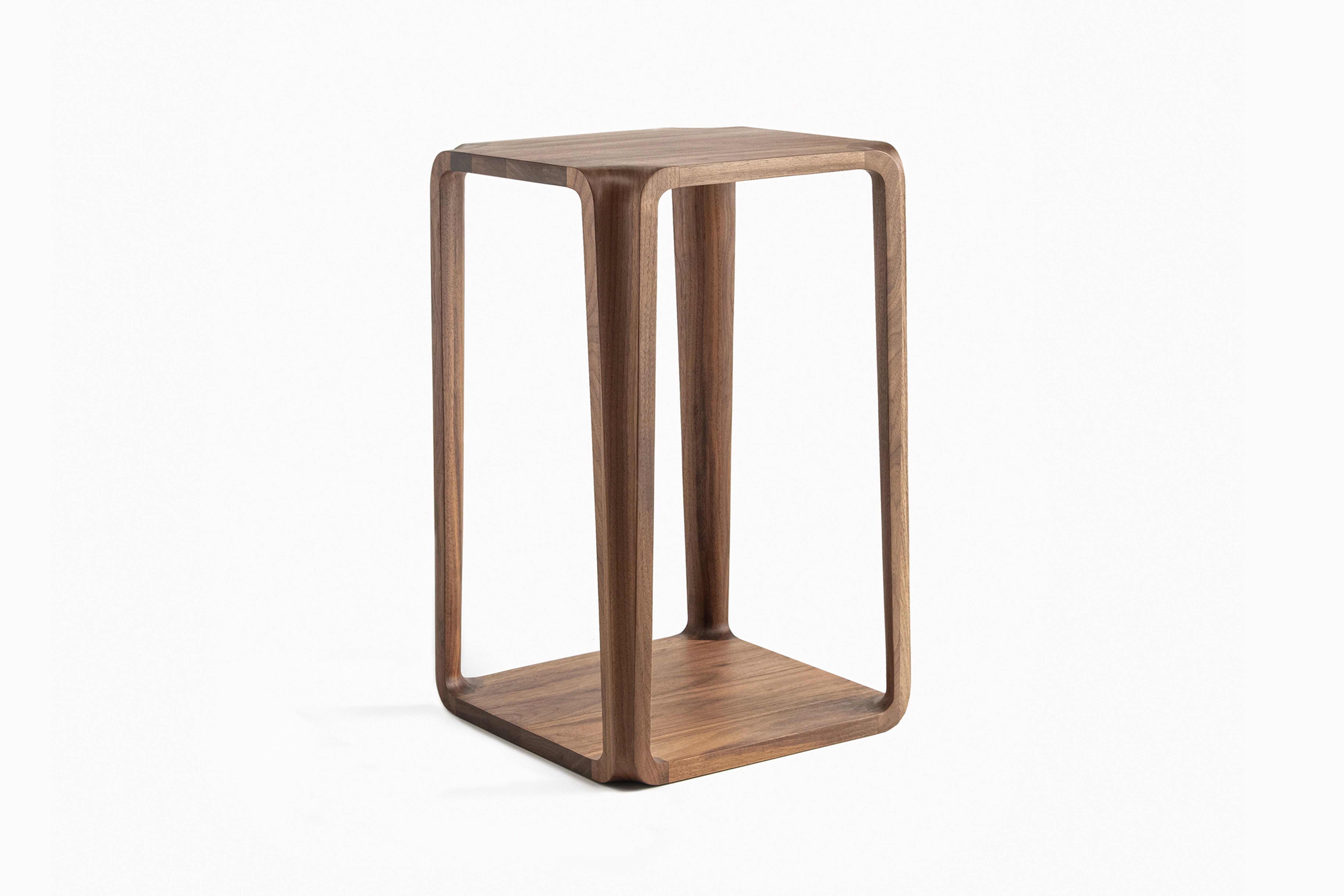 PRIMUM Beistelltisch - SOLIDMADE | Design Furniture