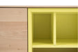 Detailansicht der gelben Nische des RABA Designer Lowboards von Whiteoak