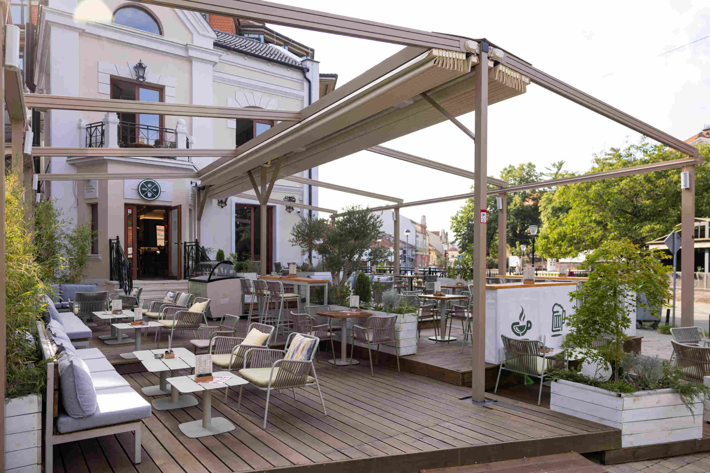 Gartenclubtisch Gastronomie – Outdoor Loungebereich Hotel