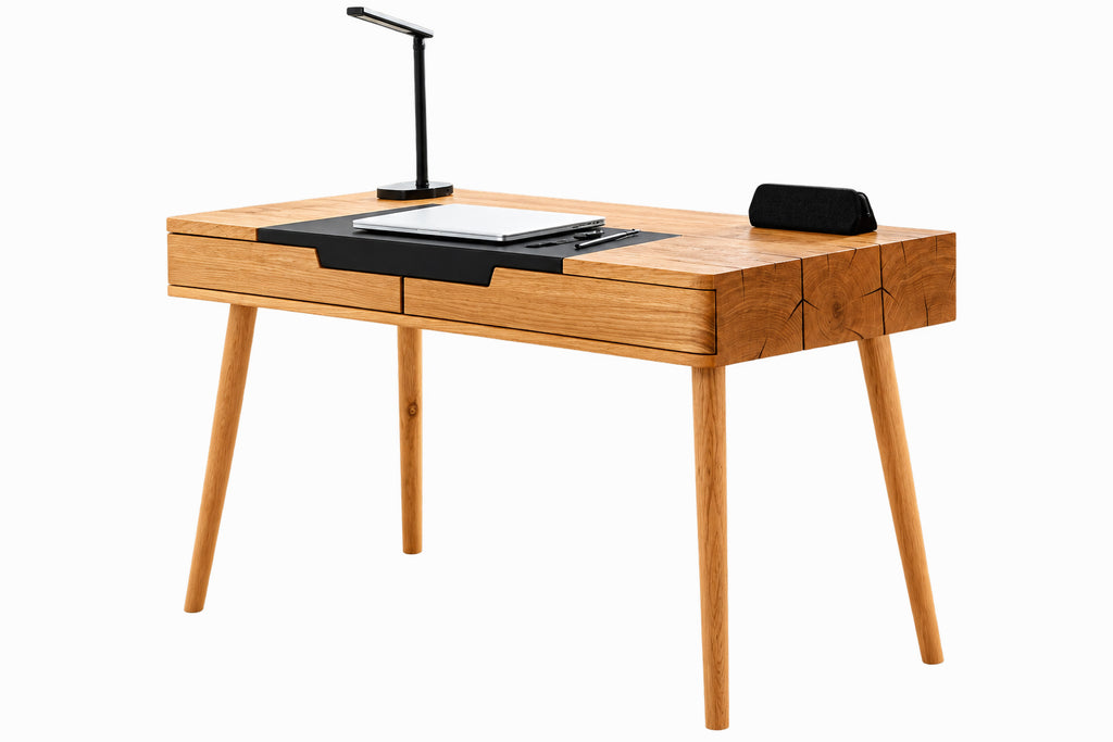 TYKO Massivholz Sekretär von Whiteoak mit Blick ins Freie, elegante Einrichtung