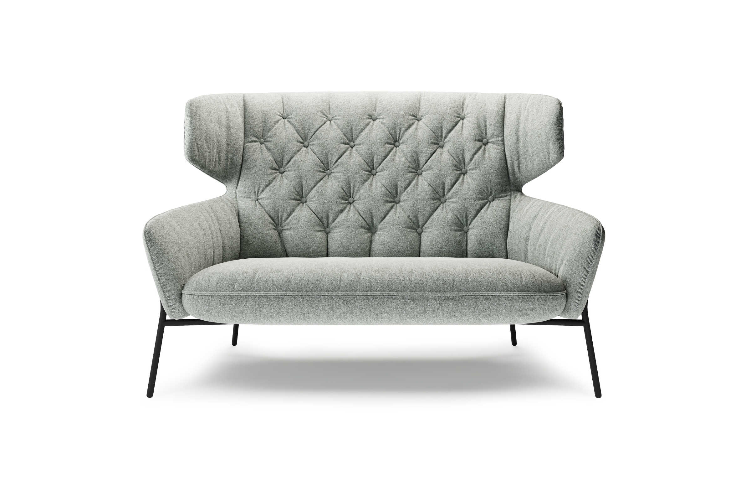 VIGO Designer Sofa von EXTRAFORM in grauem Stoff mit schwarzem Metallgestell, frontal aufgenommen
