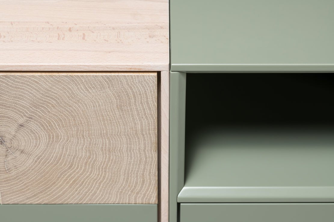 LOTTE Massivholz Sideboard auf Holzsockel - SOLIDMADE | Design Furniture