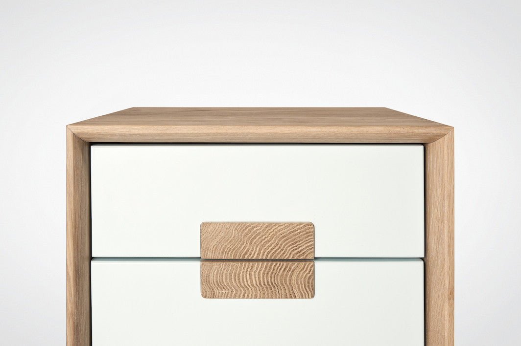 EILERT Nachttisch - SOLIDMADE | Design Furniture